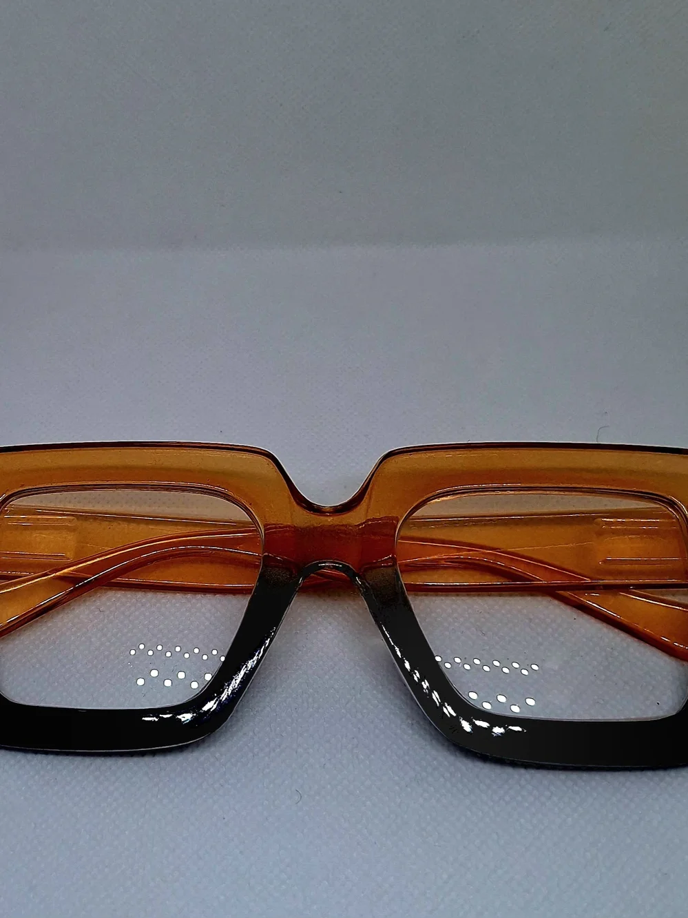 Stylish Two-Tone Amber and Black Rectangle Sunglasses
